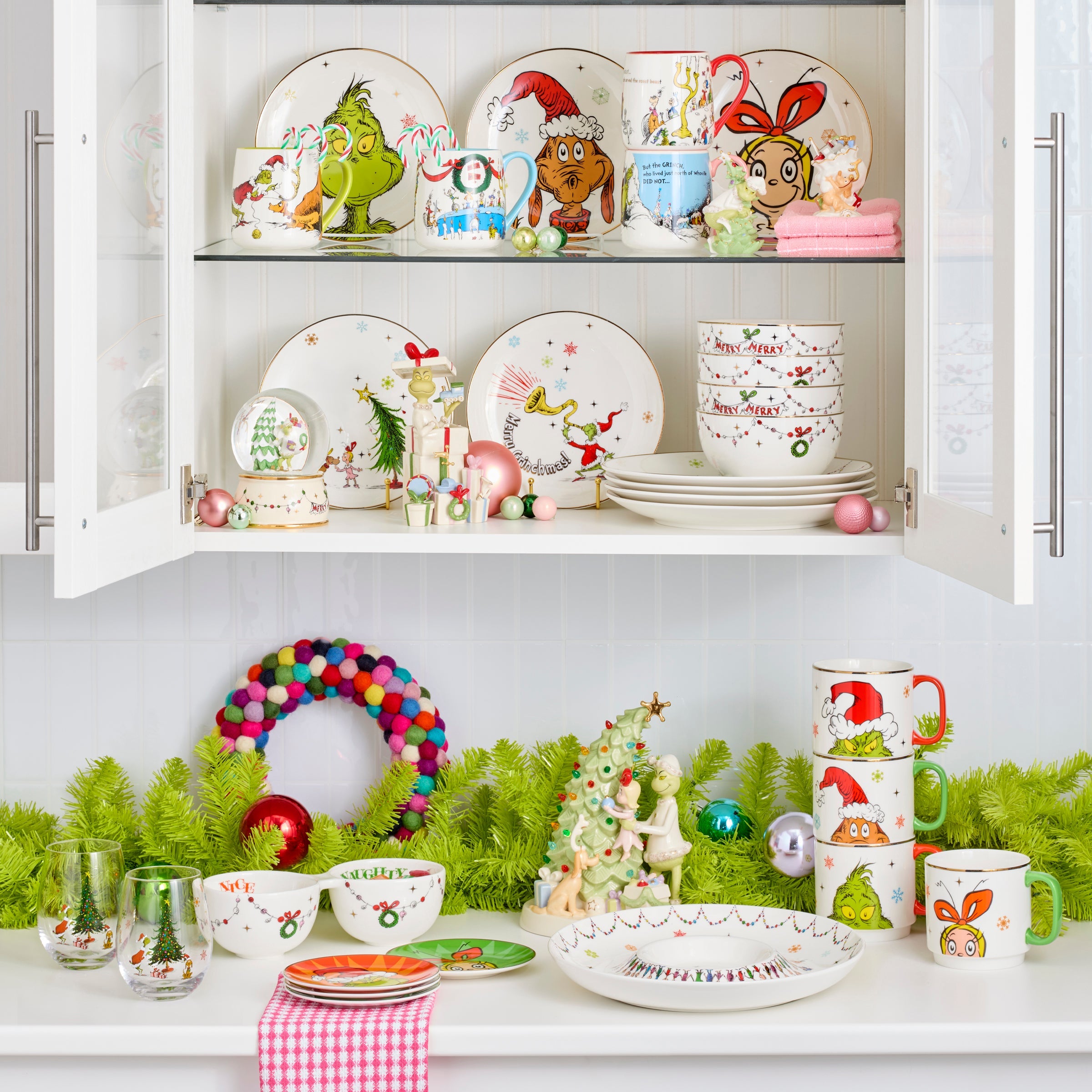 Merry Grinchmas Tree Lit Figurine