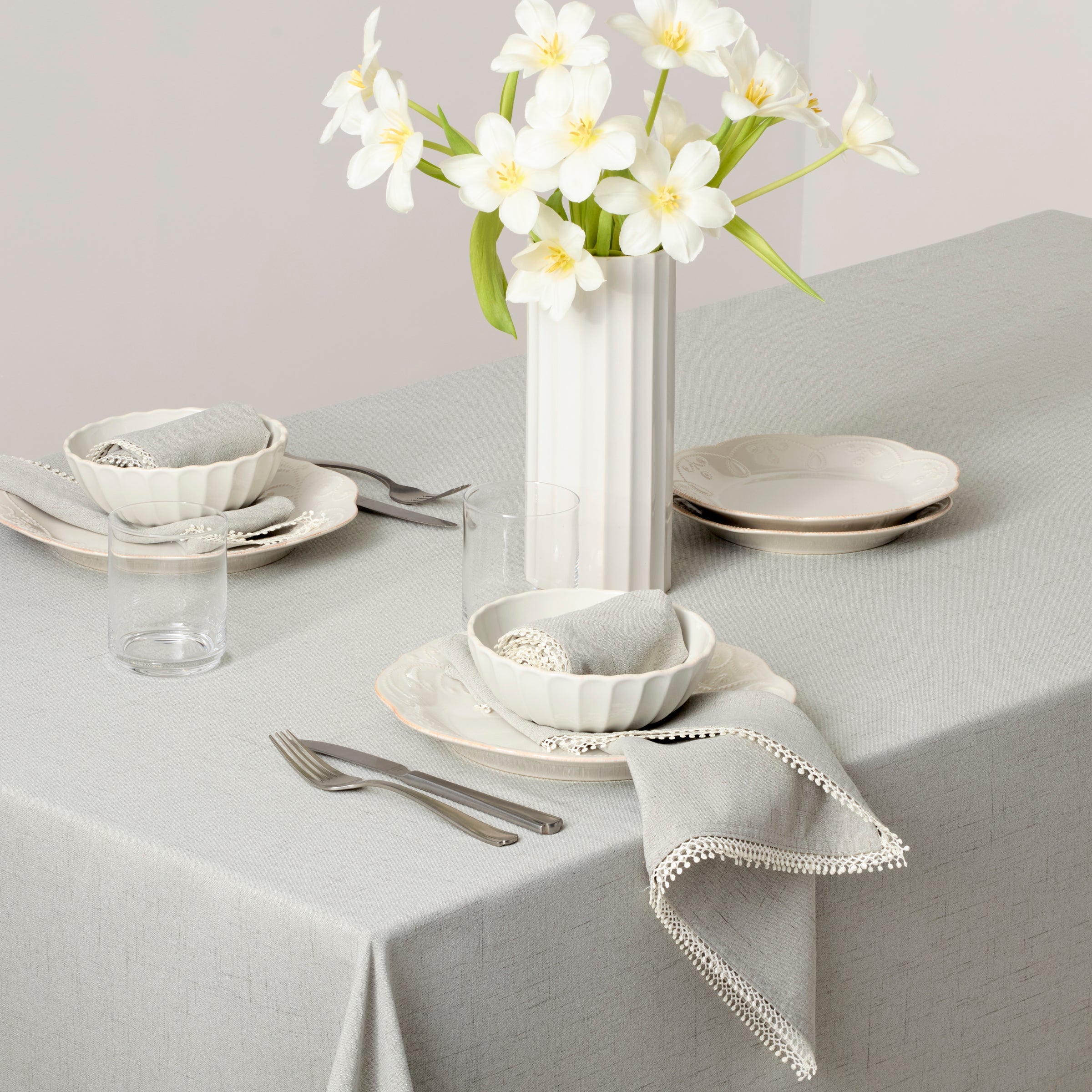 French Perle Dove Grey 60X84 Tablecloth