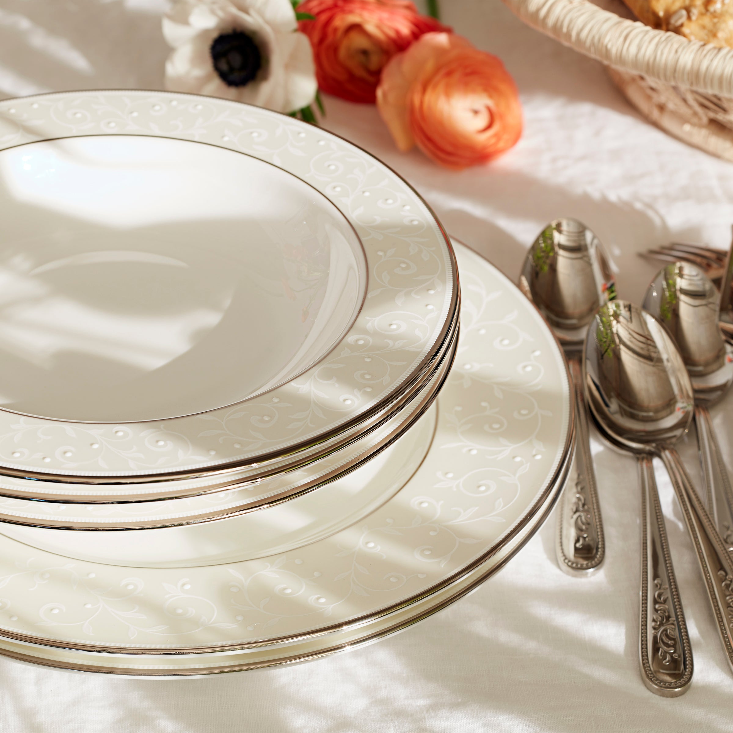 Opal Innocence 5 Piece Place Setting