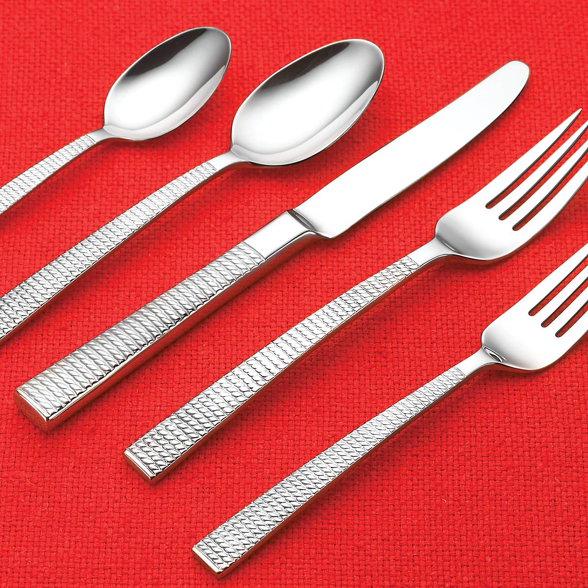 Wickford 5 Piece Place Setting