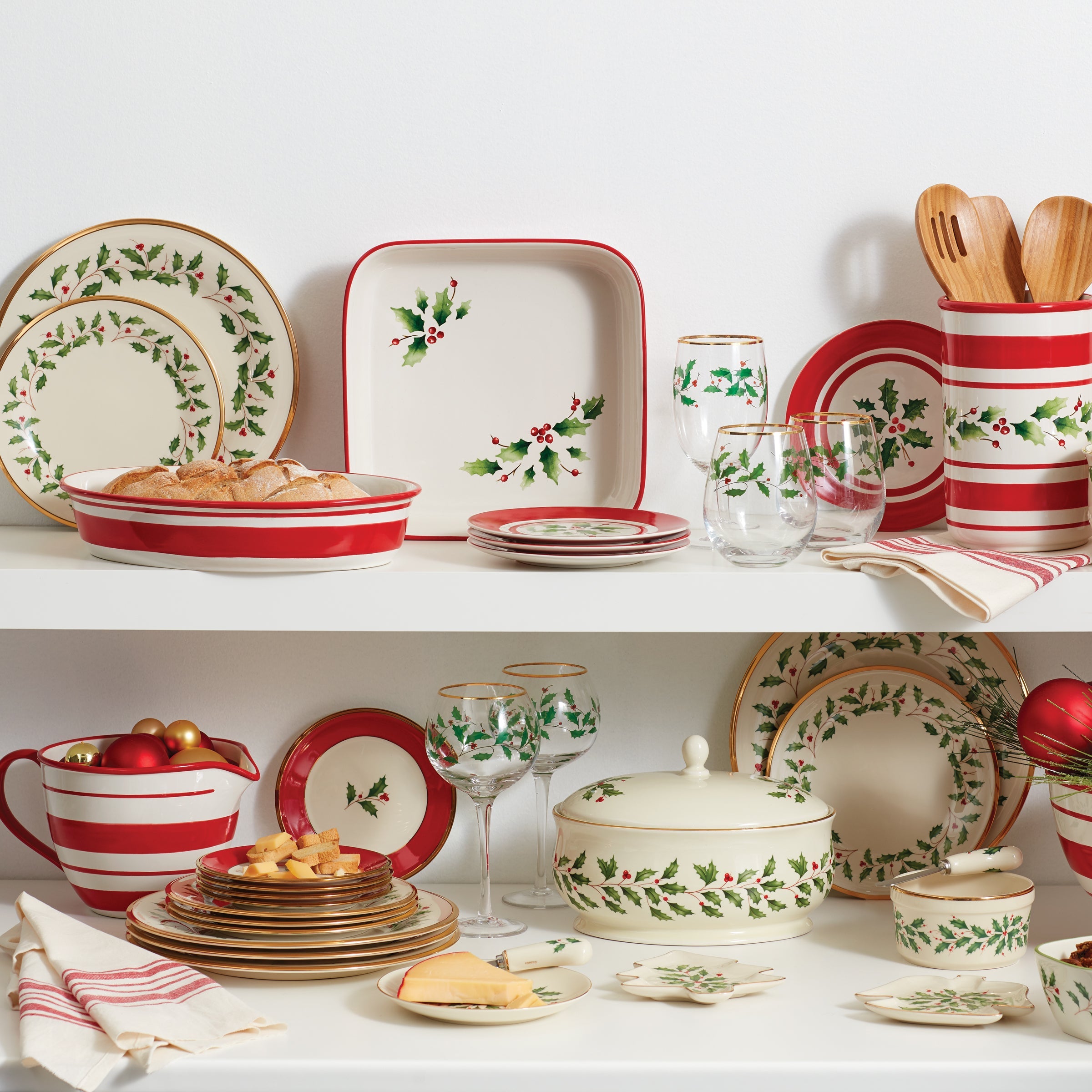Holiday Cheese Plate & Knife Set