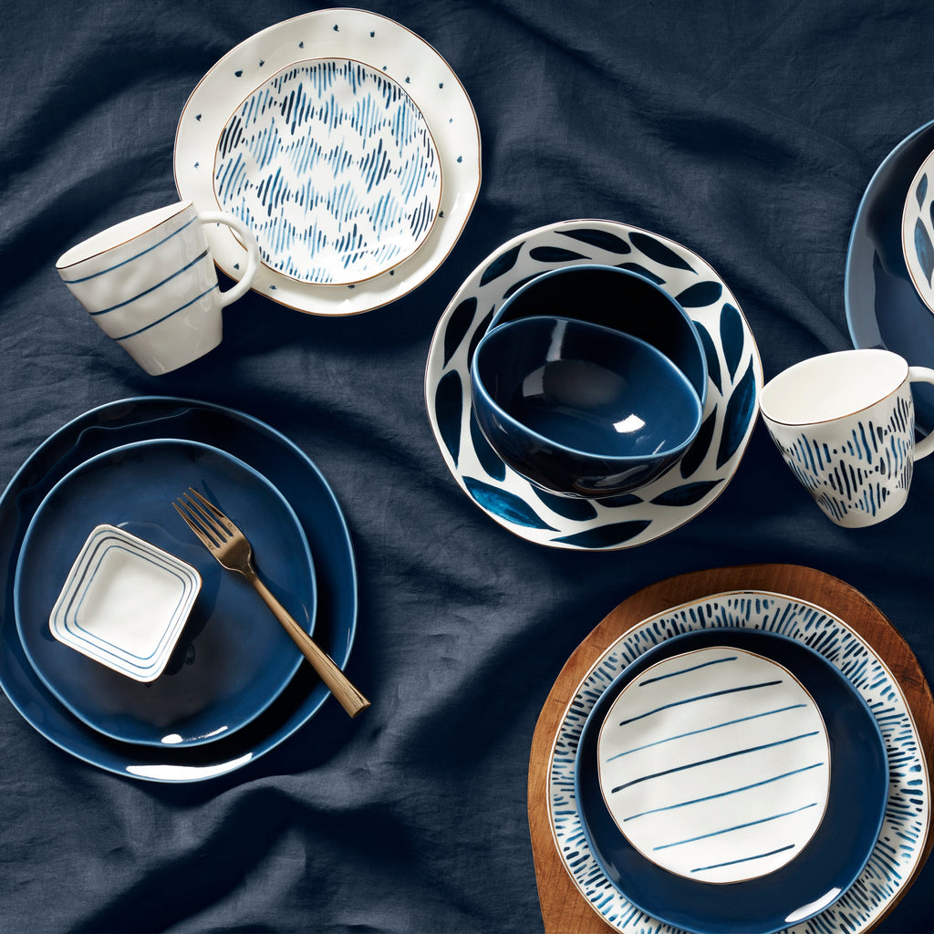 Bay Colors Blue Dinner Plates - Set of 4